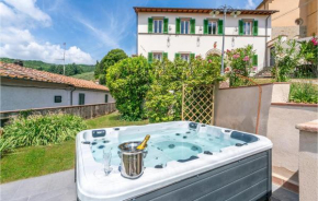 Amazing home in Pescia with 4 Bedrooms